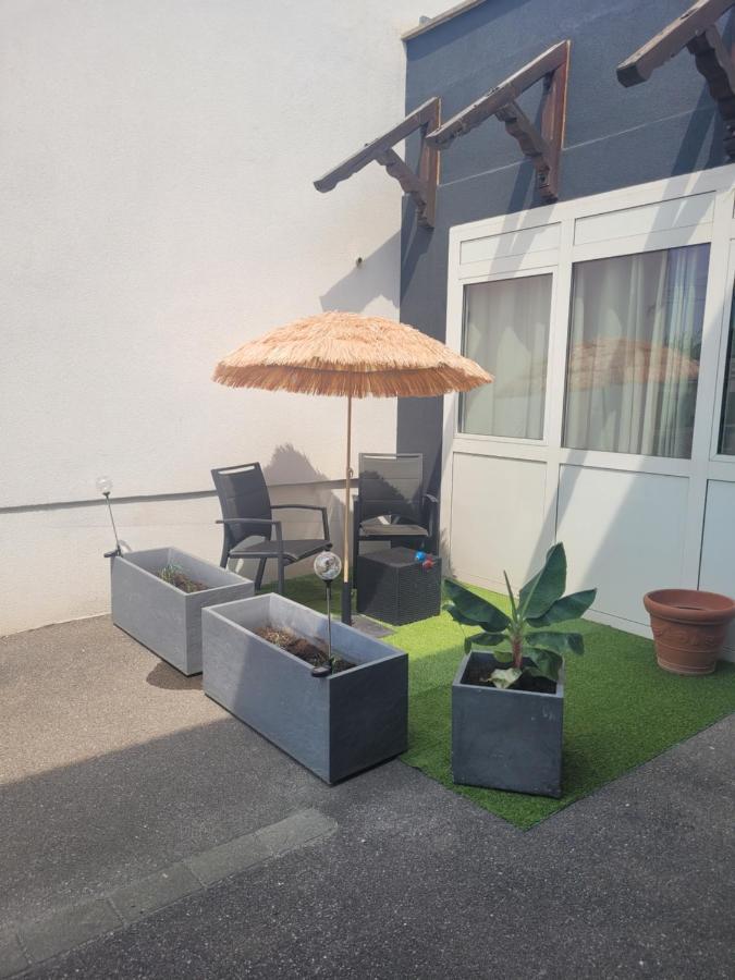 Gite Les Lauriers Colmar Exterior foto
